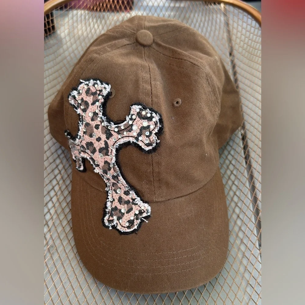 Brown Women's Cap with Leopard Sequin Cross - Picture 1 of 4